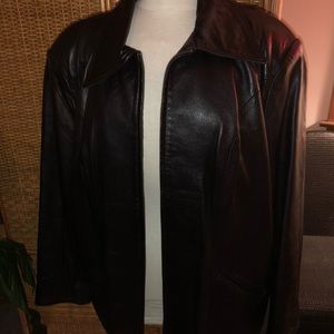 Stand out butter leather with outstanding book reader hand painted. Plus size